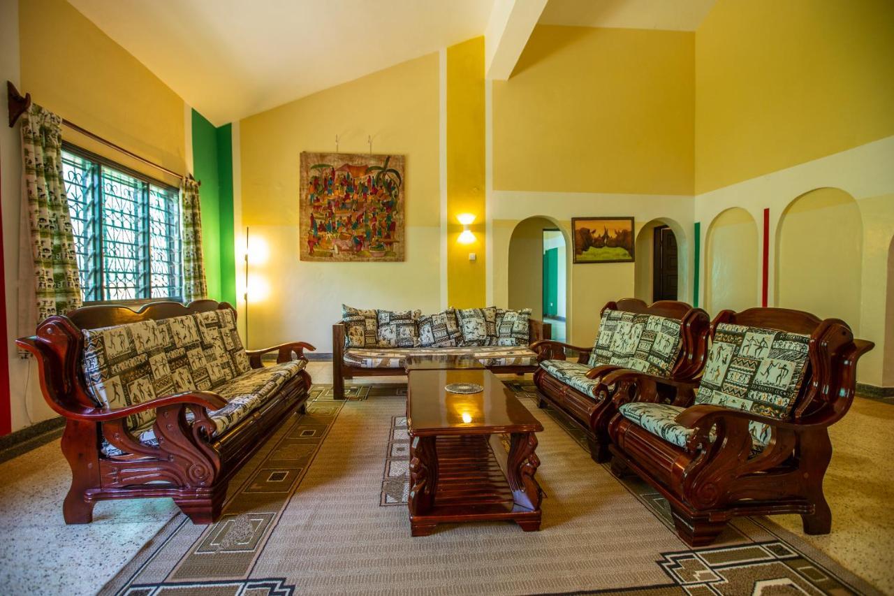 Villa Jamboland-Diani Diani Beach Exterior foto