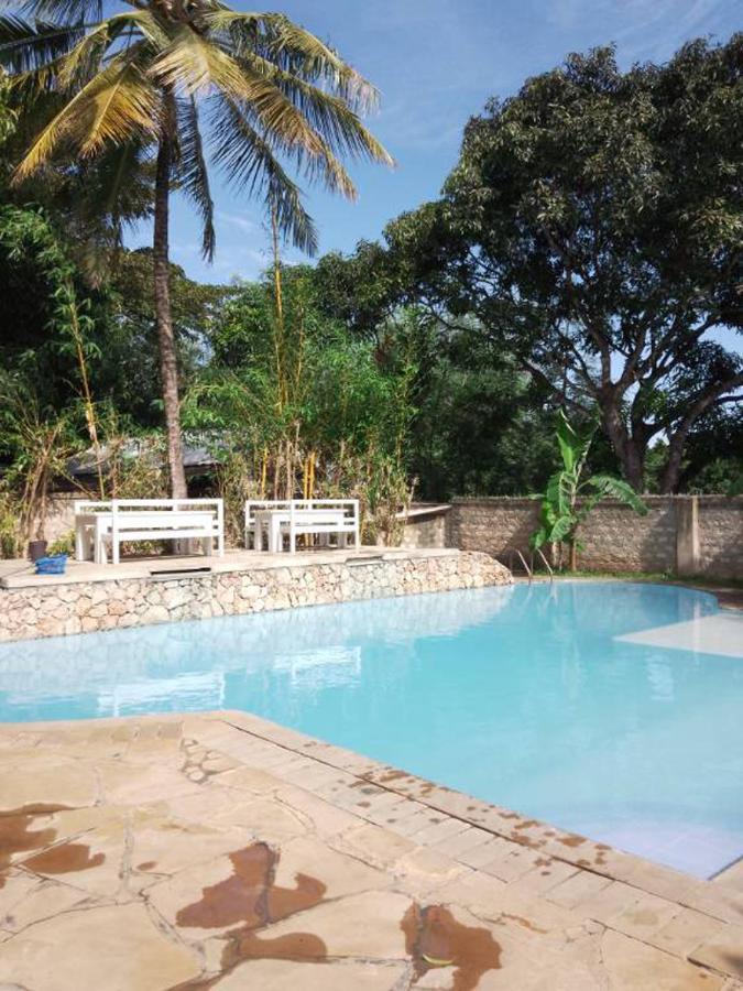 Villa Jamboland-Diani Diani Beach Exterior foto